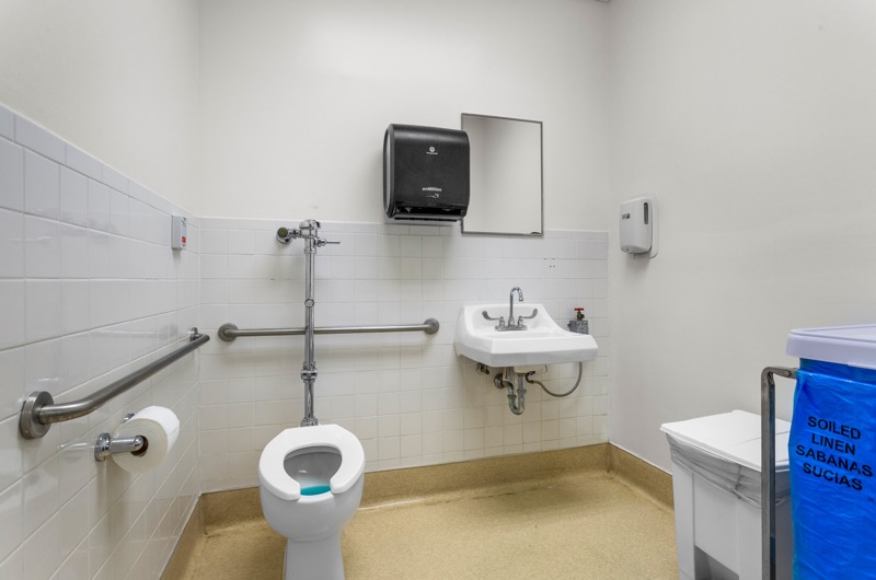 Patient Bathroom 