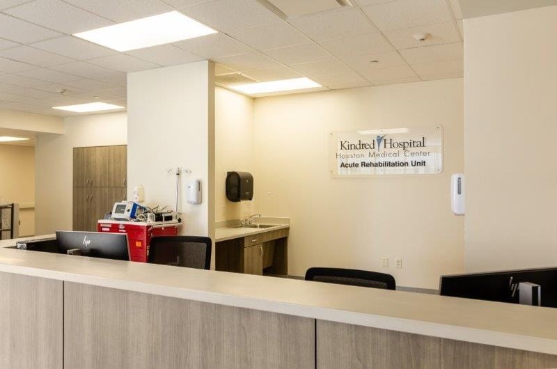 Houston Medical Center - Nursing Station w Cart - ARU