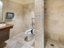 Tarrant County-FWSW Photo Gallery_0023_Patient Bathroom